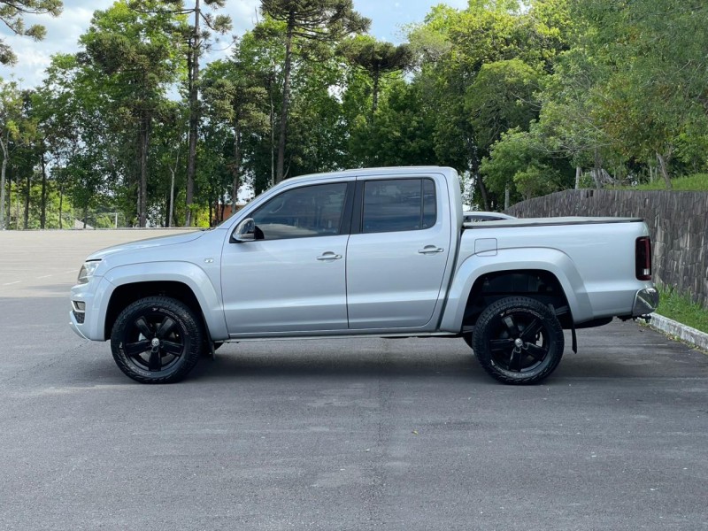 AMAROK 2.0 HIGHLINE 4X4 CD 16V TURBO INTERCOOLER DIESEL 4P AUTOMÁTICO - 2019 - CAXIAS DO SUL