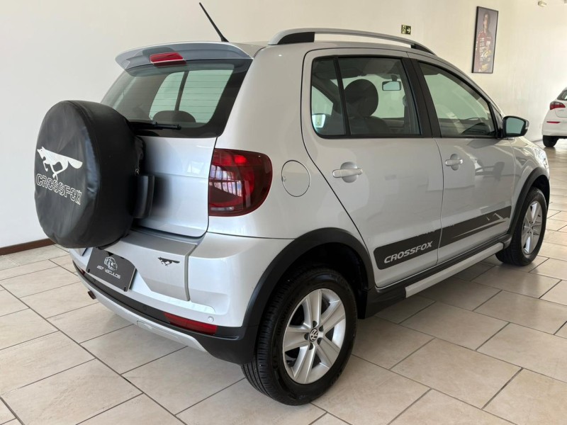 CROSSFOX 1.6 MI FLEX 8V 4P MANUAL - 2011 - BENTO GONçALVES