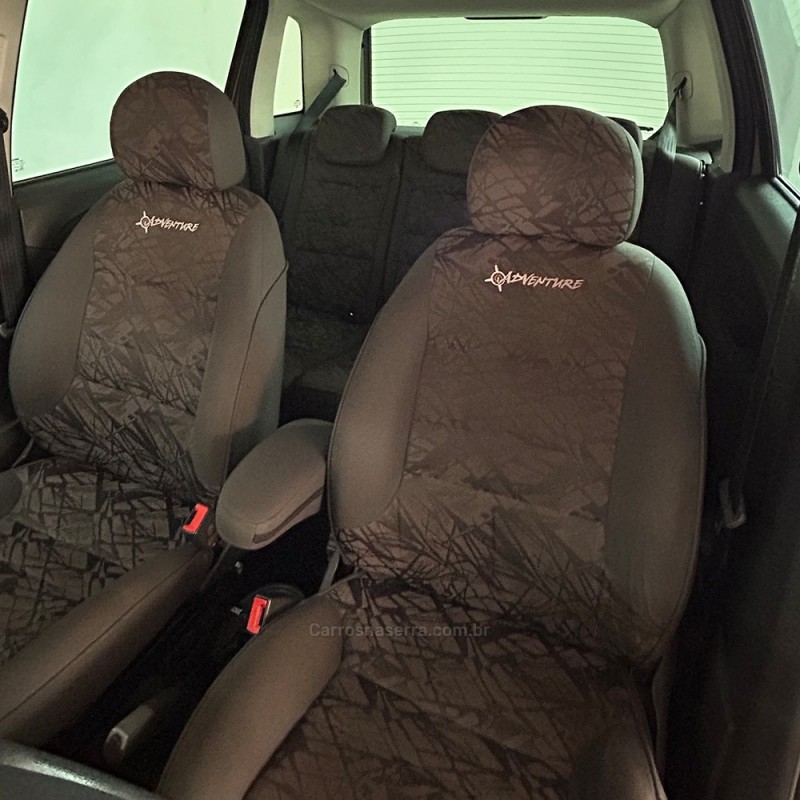 IDEA 1.8 MPI ADVENTURE 8V FLEX 4P MANUAL - 2009 - VACARIA