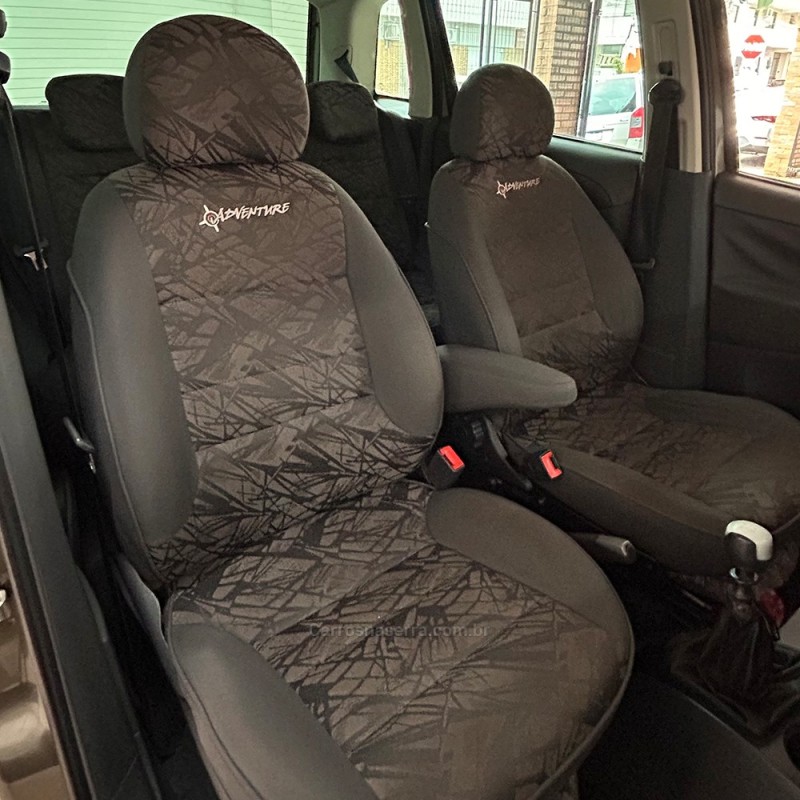 IDEA 1.8 MPI ADVENTURE 8V FLEX 4P MANUAL - 2009 - VACARIA