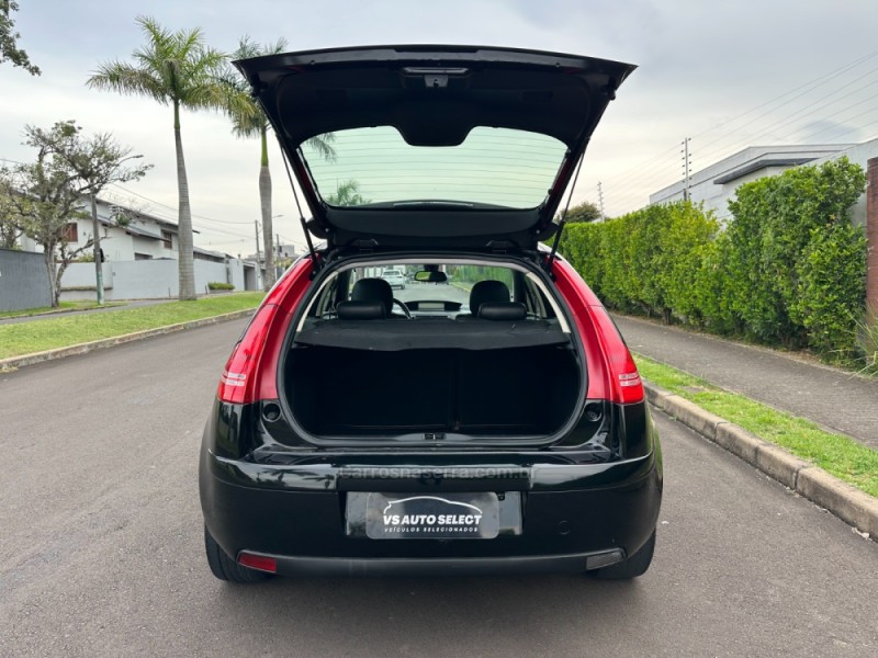 C4 2.0 GLX 16V FLEX 4P AUTOMÁTICO - 2013 - SãO LEOPOLDO