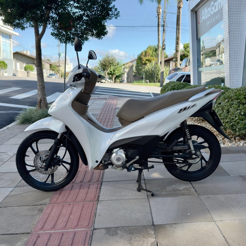 BIZ 125 EX - 2025 - FLORES DA CUNHA