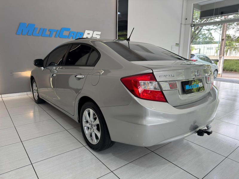 CIVIC 1.8 EXS 16V GASOLINA 4P AUTOMÁTICO - 2013 - ESTâNCIA VELHA