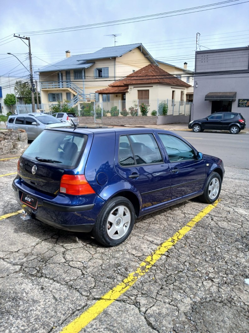 GOLF 1.6 8V GASOLINA 4P MANUAL - 2000 - FARROUPILHA