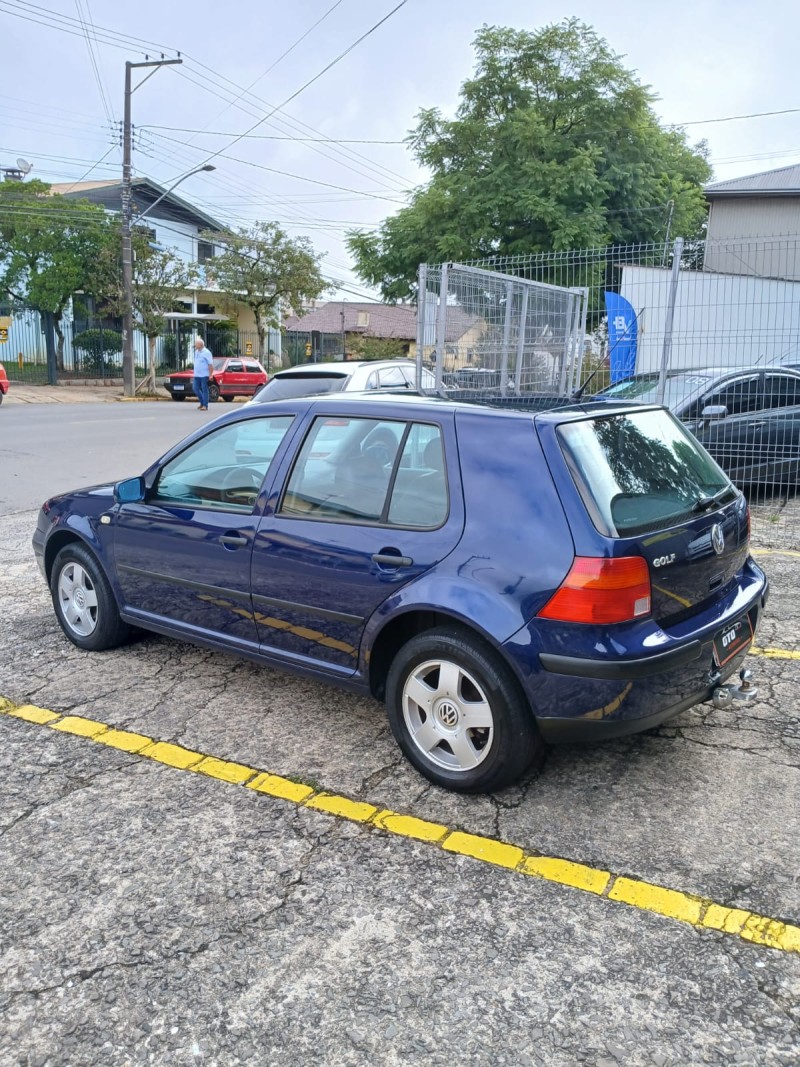 GOLF 1.6 8V GASOLINA 4P MANUAL - 2000 - FARROUPILHA