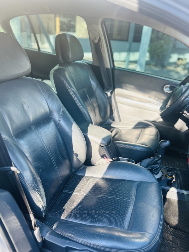 MÉGANE 1.6 DYNAMIQUE 16V FLEX 4P MANUAL - 2008 - CAXIAS DO SUL