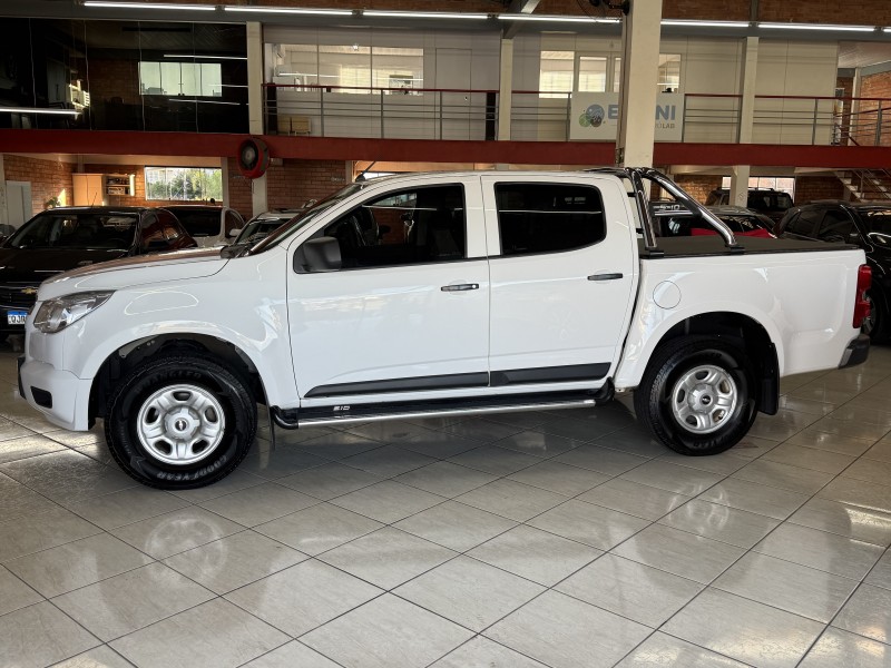 S10 2.4 LS 4X2 CD 8V FLEX 4P MANUAL - 2013 - FARROUPILHA