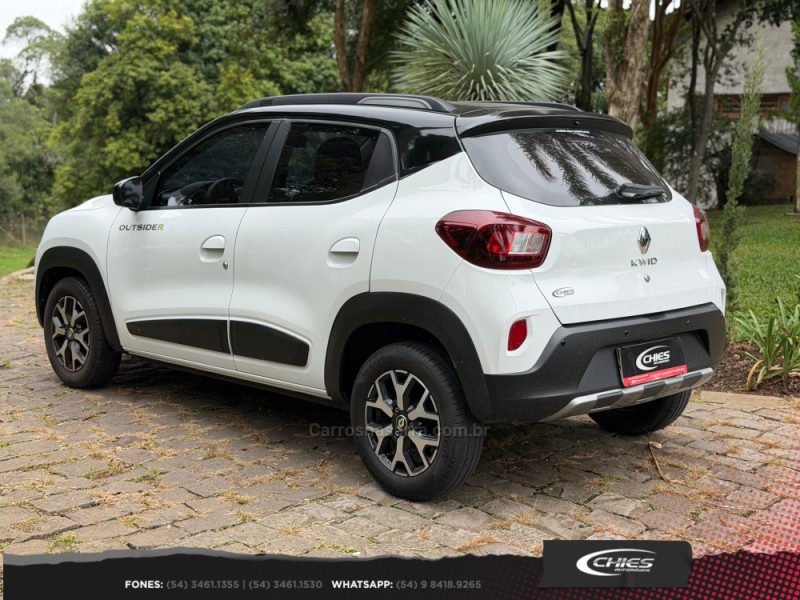 KWID 1.0 12V OUTSIDER FLEX 4P MANUAL - 2023 - CARLOS BARBOSA