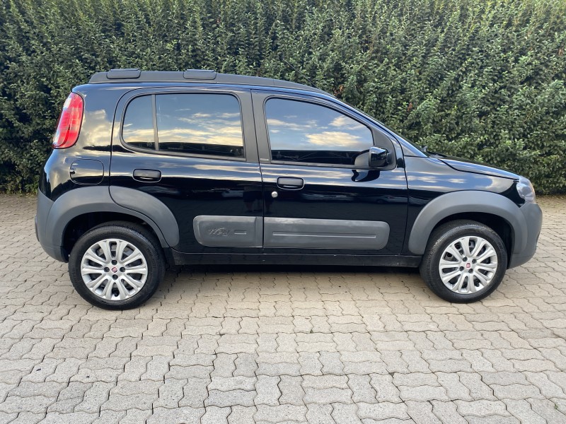 UNO 1.0 EVO WAY 8V FLEX 4P MANUAL - 2011 - CAXIAS DO SUL