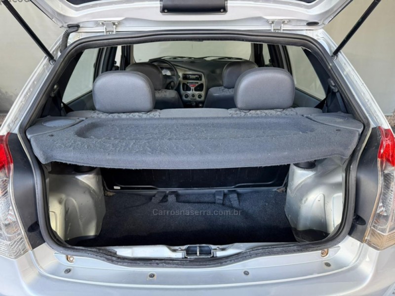 PALIO 1.0 MPI FIRE CELEBRATION 8V FLEX 4P MANUAL - 2010 - NOVA PRATA