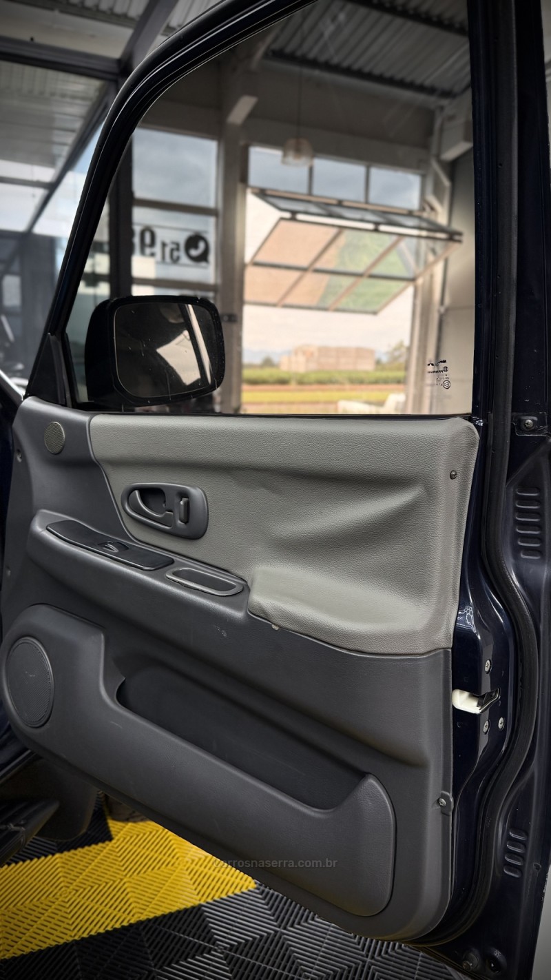 L200 2.5 SPORT HPE 4X4 CD 8V TURBO INTERCOOLER DIESEL 4P AUTOMÁTICO - 2005 - LAJEADO