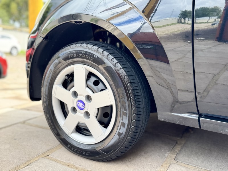 KA 1.0 I 8V GASOLINA 2P MANUAL - 2011 - CAXIAS DO SUL