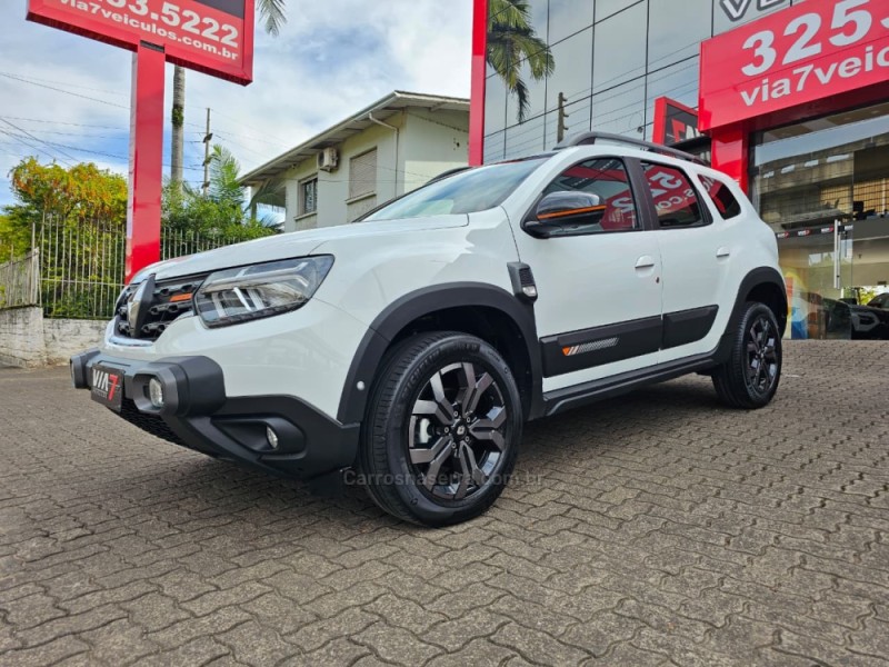 DUSTER 1.3 TCE ICONIC PLUS FLEX 4P AUTOMÁTICA - 2025 - NOVO HAMBURGO