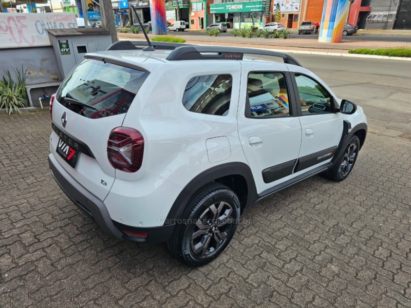 DUSTER 1.3 TCE ICONIC PLUS FLEX 4P AUTOMÁTICA - 2025 - NOVO HAMBURGO