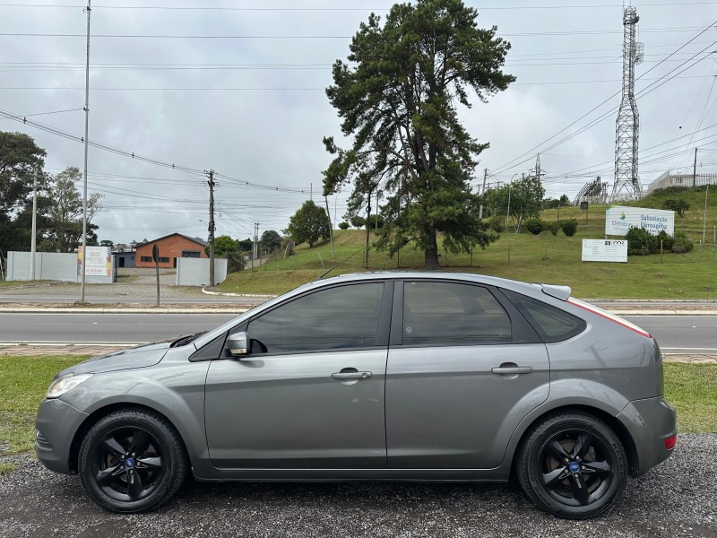 FOCUS 1.6 GLX 8V FLEX 4P MANUAL - 2012 - FARROUPILHA