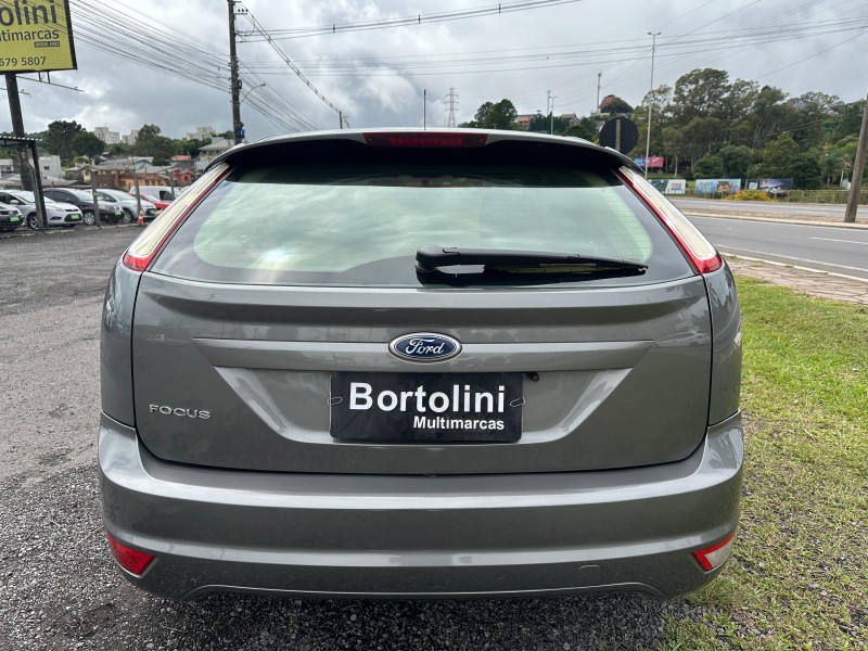 FOCUS 1.6 GLX 8V FLEX 4P MANUAL - 2012 - FARROUPILHA