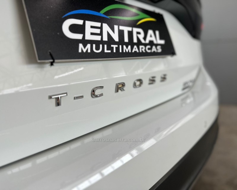 T-CROSS 1.4 HIGHLINE TSI 16V FLEX 4P AUTOMÁTICO - 2020 - VACARIA