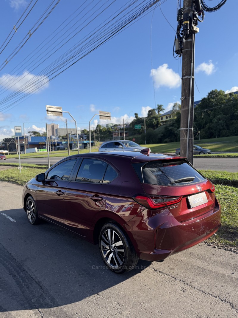 CITY 1.5 HATCHBACK TOURING 16V FLEX 4P AUTOMÁTICO - 2022 - CAXIAS DO SUL