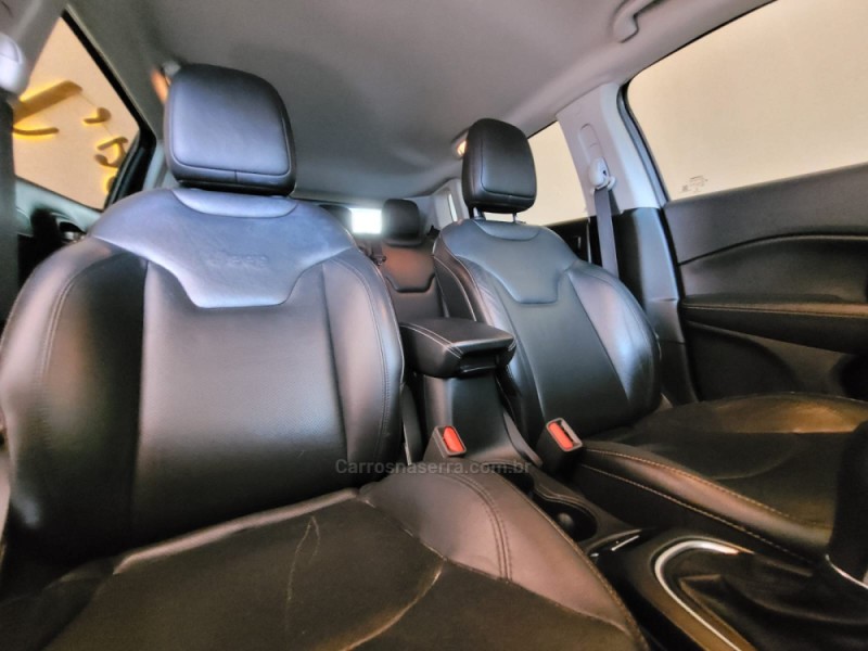 COMPASS 2.0 16V DIESEL LONGITUDE 4X4 AUTOMÁTICO - 2018 - CANELA