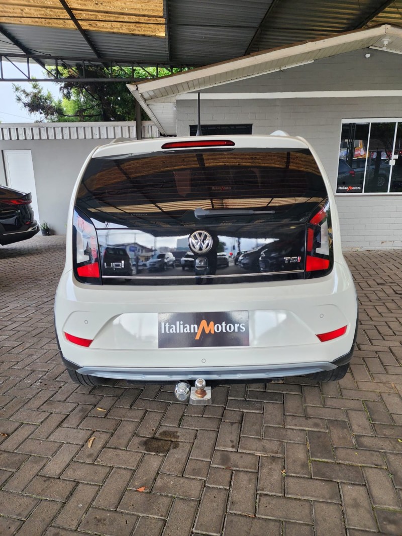 UP 1.0 TSI CROSS 12V FLEX 4P MANUAL - 2018 - CAXIAS DO SUL