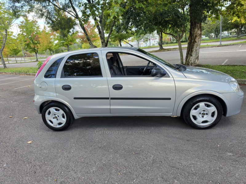CORSA 1.8 MPFI MAXX 8V FLEX 4P MANUAL - 2004 - BENTO GONçALVES