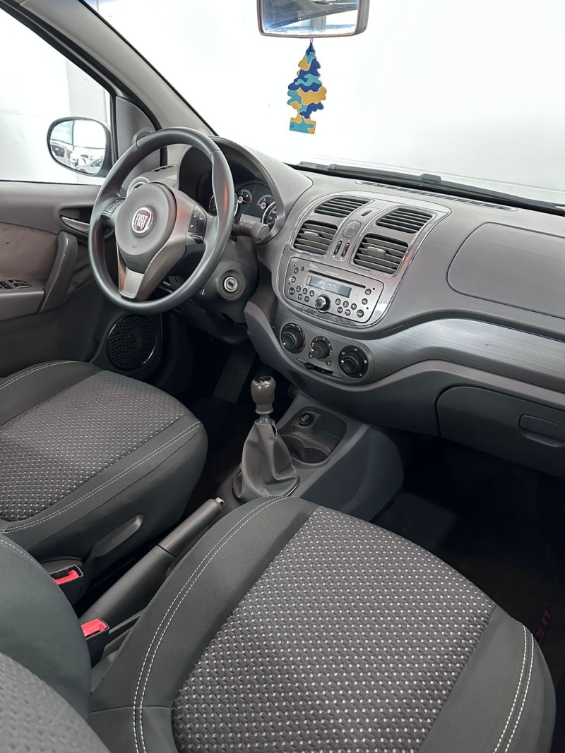 SIENA 1.6 MPI ESSENCE 16V FLEX 4P MANUAL - 2013 - FARROUPILHA