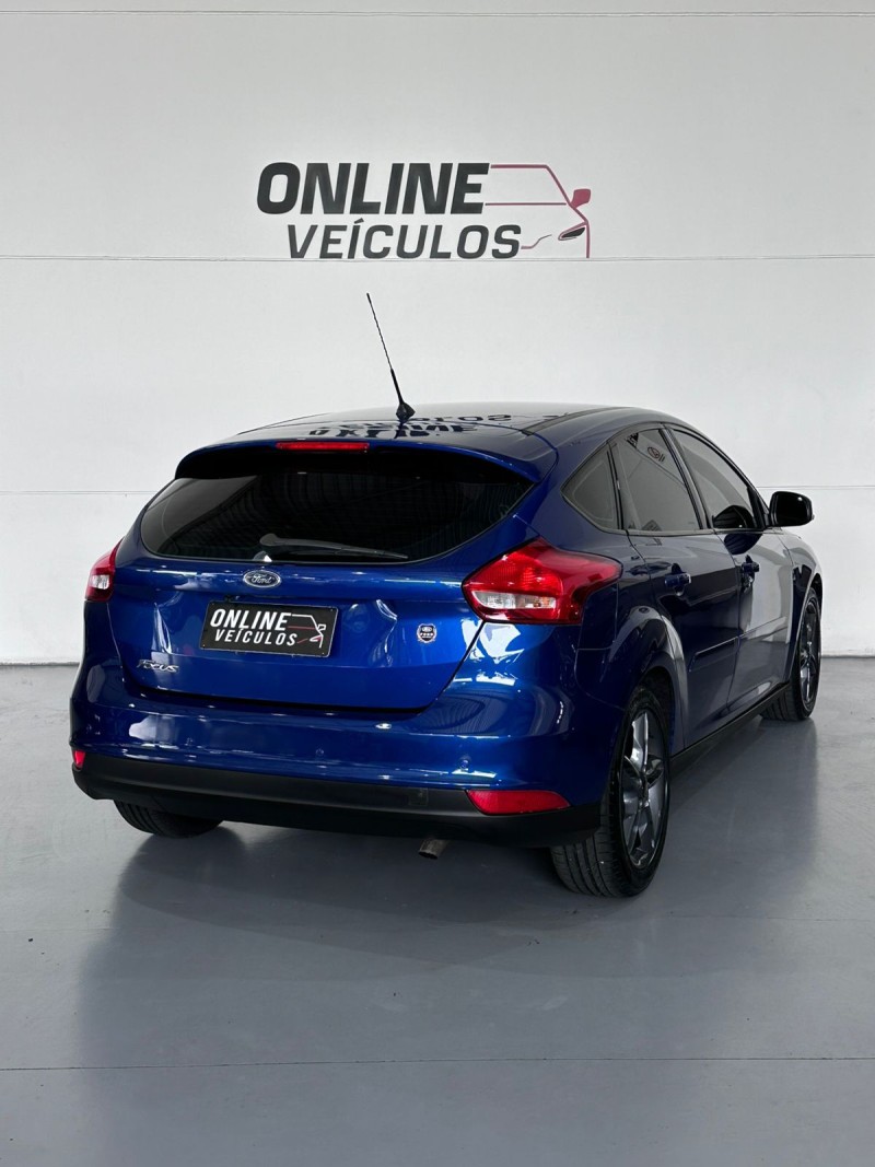 FOCUS 1.6 SE PLUS 16V FLEX 4P MANUAL - 2018 - FARROUPILHA