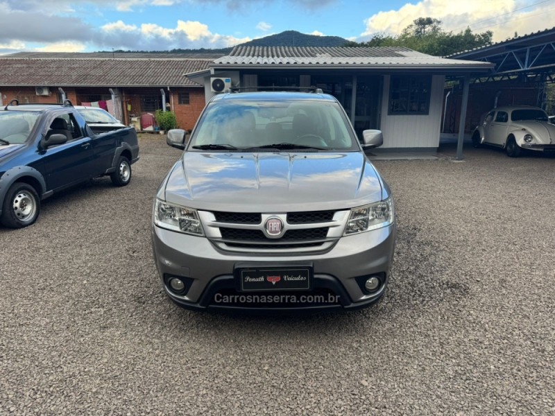 FREEMONT 2.4 EMOTION 16V GASOLINA 4P AUTOMÁTICO - 2012 - IGREJINHA