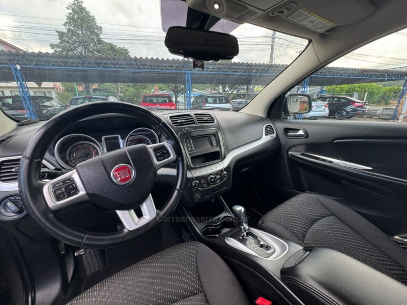 FREEMONT 2.4 EMOTION 16V GASOLINA 4P AUTOMÁTICO - 2012 - IGREJINHA