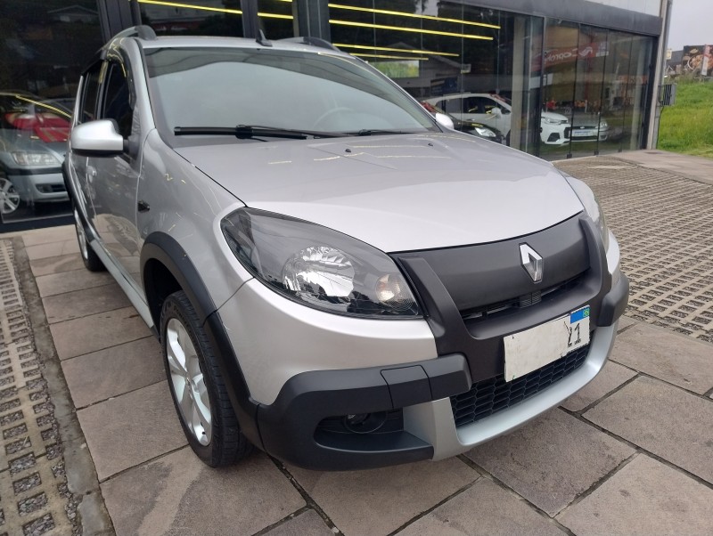 SANDERO 1.6 STEPWAY 8V FLEX 4P MANUAL - 2014 - CAXIAS DO SUL