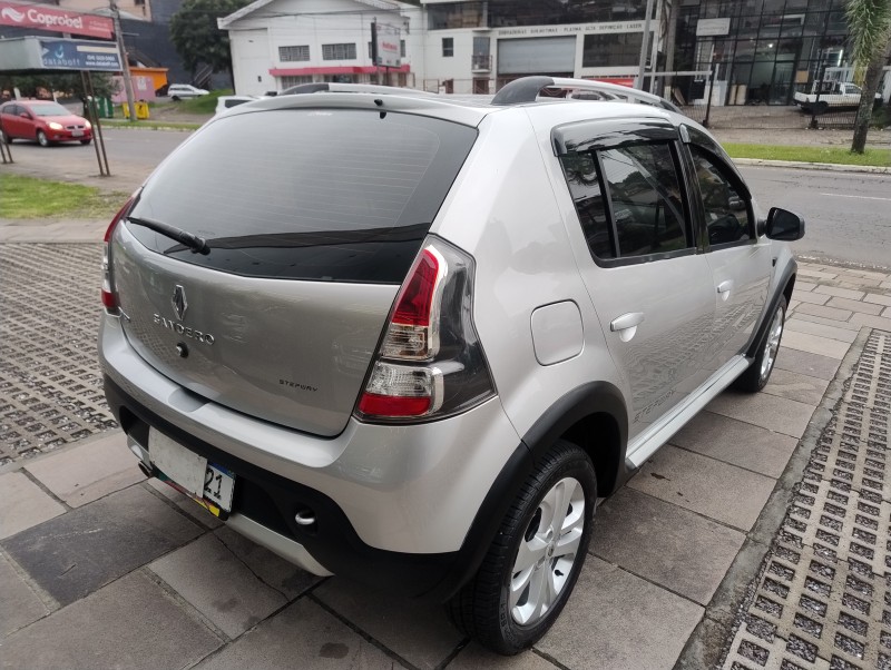 SANDERO 1.6 STEPWAY 8V FLEX 4P MANUAL - 2014 - CAXIAS DO SUL