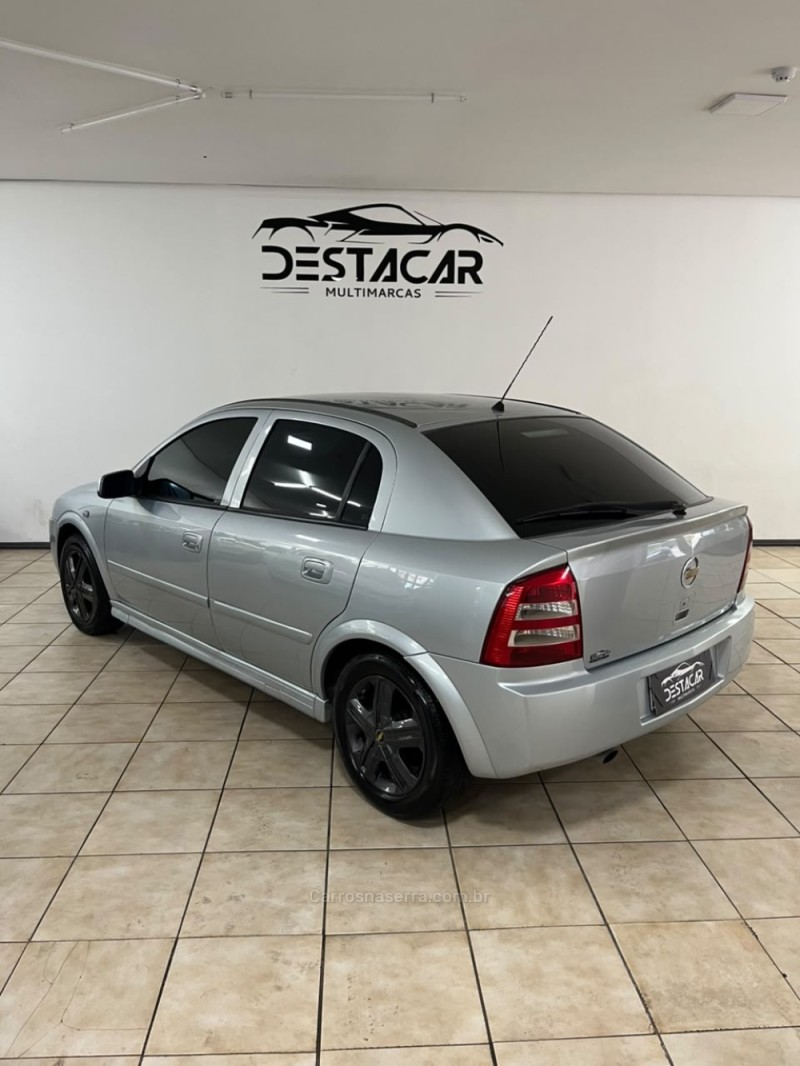 ASTRA 2.0 SFI GLS 16V GASOLINA 4P MANUAL - 2010 - CAXIAS DO SUL