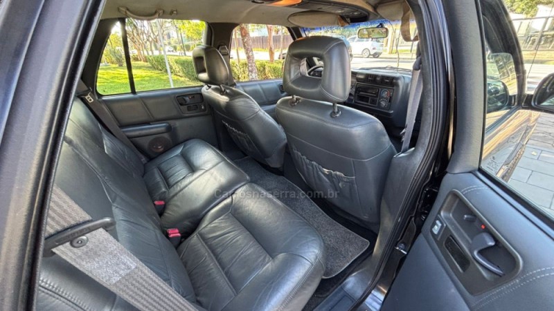 BLAZER 4.3 SFI DLX EXECUTIVE 4X2 V6 12V GASOLINA 4P AUTOMÁTICO - 1999 - BENTO GONçALVES