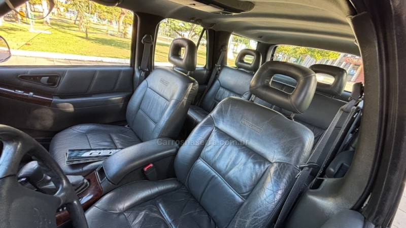 BLAZER 4.3 SFI DLX EXECUTIVE 4X2 V6 12V GASOLINA 4P AUTOMÁTICO - 1999 - BENTO GONçALVES