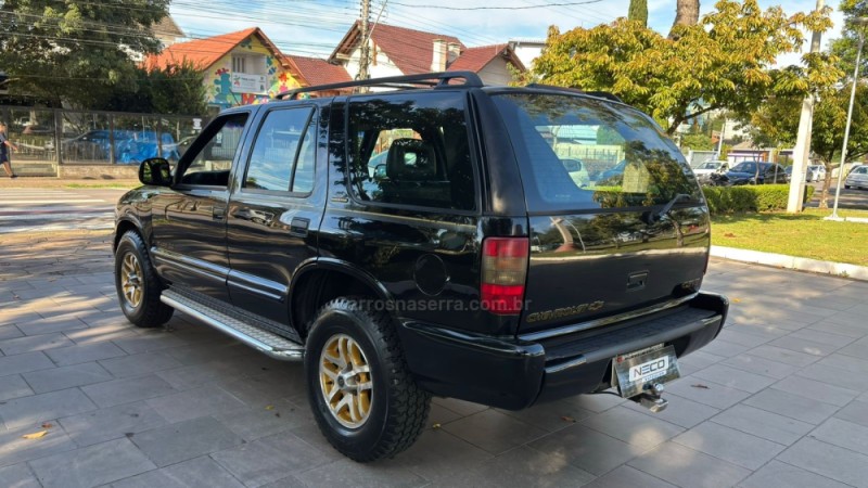 BLAZER 4.3 SFI DLX EXECUTIVE 4X2 V6 12V GASOLINA 4P AUTOMÁTICO - 1999 - BENTO GONçALVES