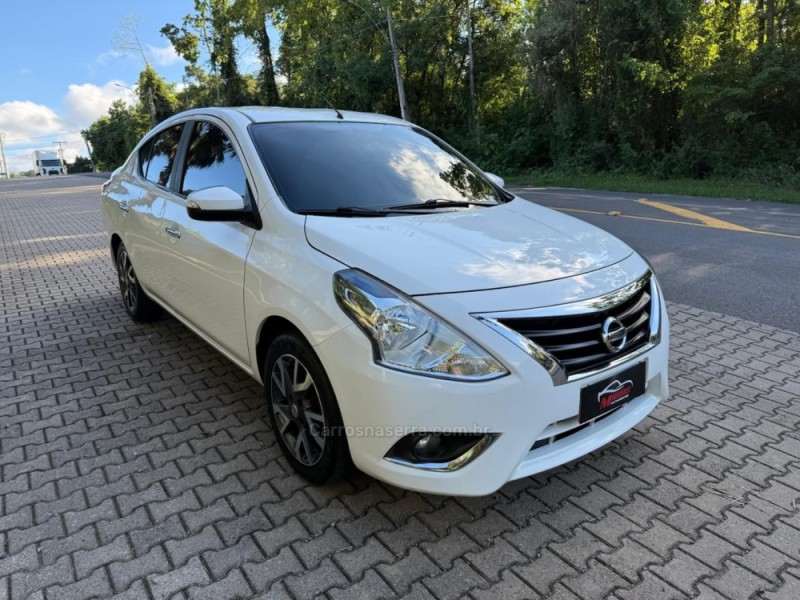 VERSA 1.6 16V SL FLEXSTART FLEX 4P AUTOMÁTICO - 2017 - IVOTI