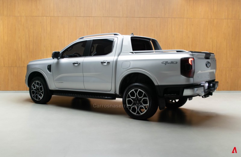 RANGER 3.0 V6 LIMITED PLUS CD TURBO 4X4 DIESEL 4P AUTOMÁTICO - 2024 - GARIBALDI