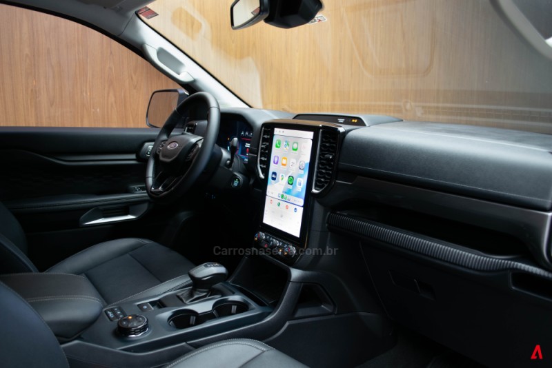 RANGER 3.0 V6 LIMITED PLUS CD TURBO 4X4 DIESEL 4P AUTOMÁTICO - 2024 - GARIBALDI