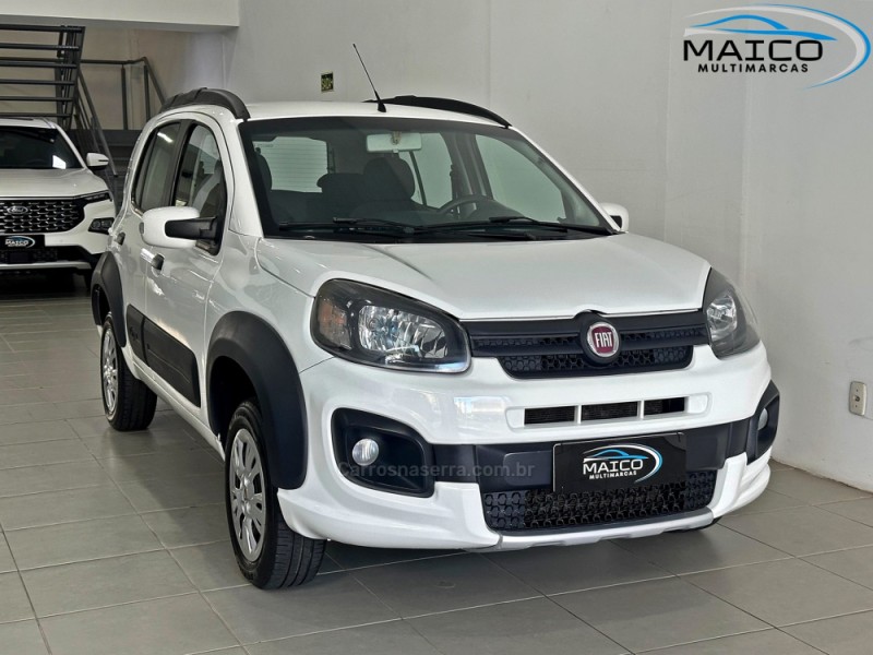 UNO 1.0 FIREFLY FLEX WAY 4P MANUAL - 2017 - NOVO HAMBURGO