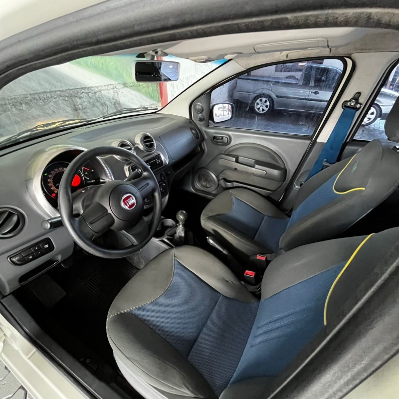 UNO 1.0 EVO VIVACE 8V FLEX 4P MANUAL - 2014 - CAXIAS DO SUL