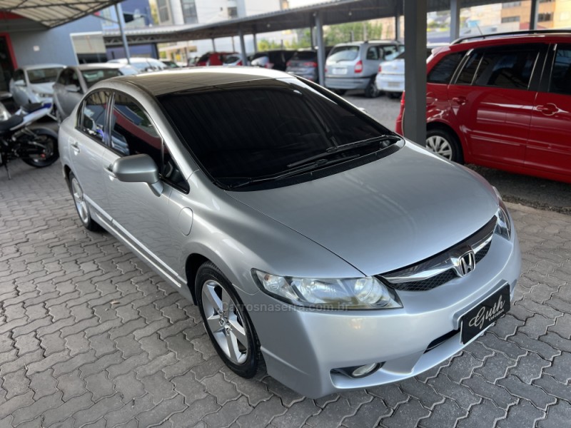 CIVIC 1.8 LXS 16V FLEX 4P AUTOMÁTICO - 2009 - BOM PRINCíPIO