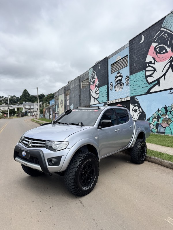 L200 TRITON 3.2 HPE 4X4 CD 16V TURBO INTERCOOLER DIESEL 4P MANUAL - 2015 - CAXIAS DO SUL