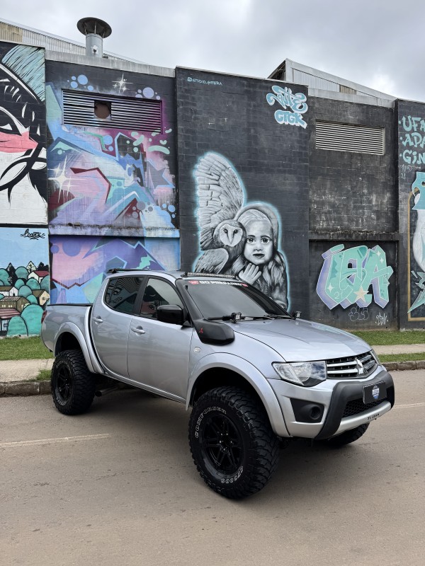 L200 TRITON 3.2 HPE 4X4 CD 16V TURBO INTERCOOLER DIESEL 4P MANUAL - 2015 - CAXIAS DO SUL