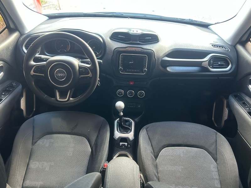 RENEGADE 1.8 16V FLEX 4P MANUAL - 2016 - TRêS COROAS