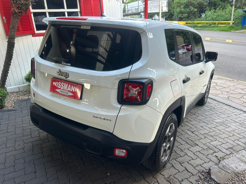 RENEGADE 1.8 16V FLEX 4P MANUAL - 2016 - TRêS COROAS