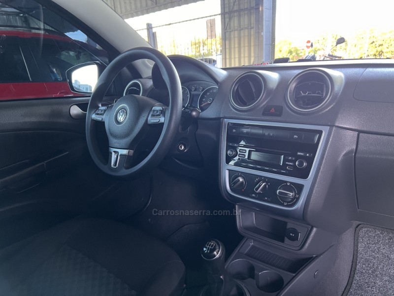 GOL 1.6 MSI TOTALFLEX COMFORTLINE 4P MANUAL - 2015 - BOM PRINCíPIO