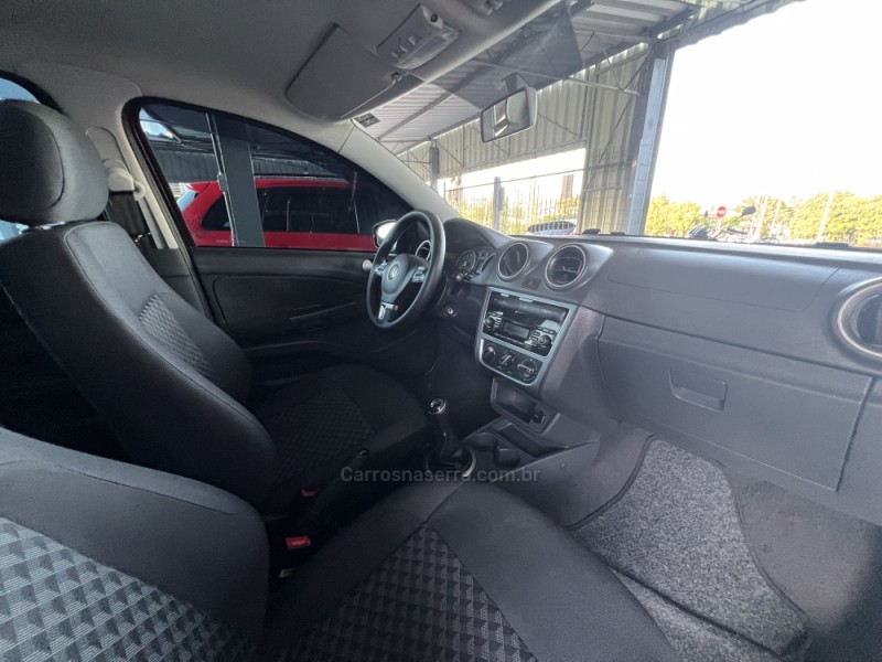 GOL 1.6 MSI TOTALFLEX COMFORTLINE 4P MANUAL - 2015 - BOM PRINCíPIO