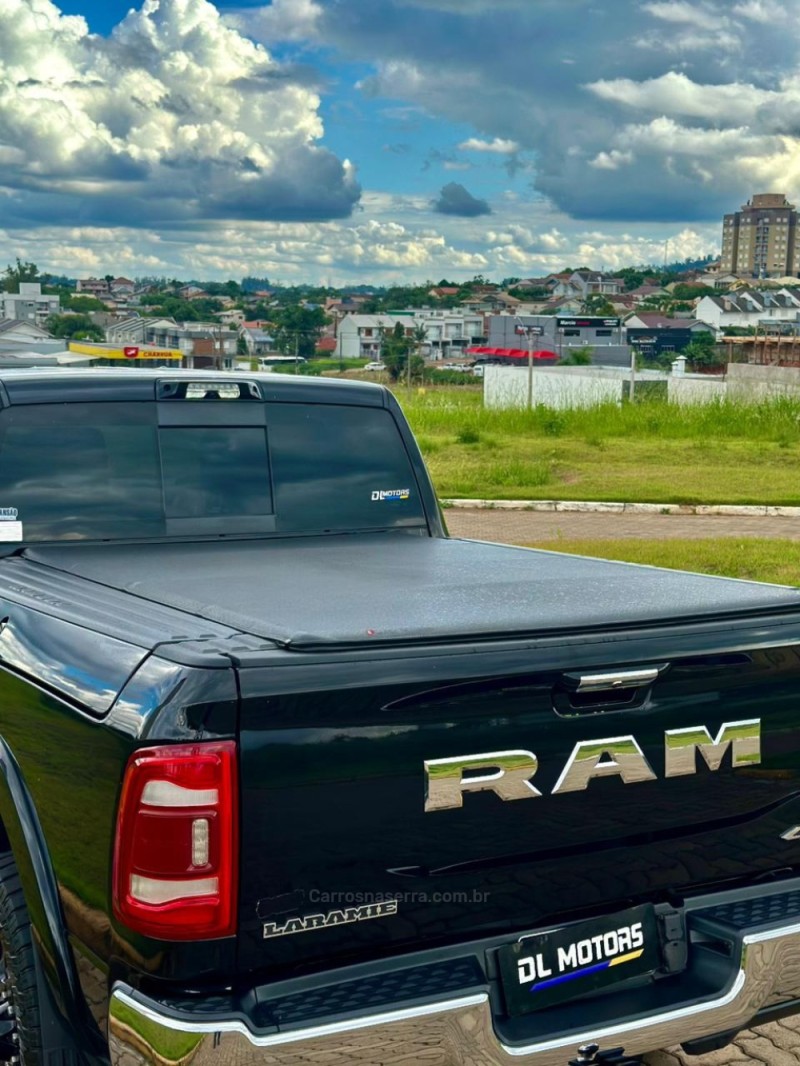 2500 LARAMIE 6.7 CD 4X4 TDI DIESEL 4P AUTOMÁTICA - 2022 - LAJEADO