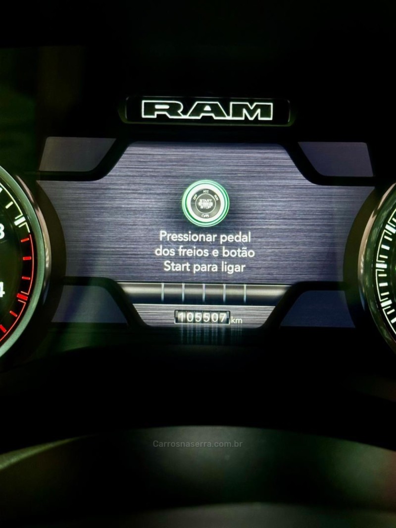 2500 LARAMIE 6.7 CD 4X4 TDI DIESEL 4P AUTOMÁTICA - 2022 - LAJEADO