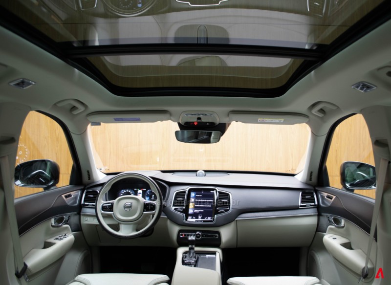XC90 2.0 D5 INSCRIPTION 235CV DIESEL 4P AUTOMÁTICO - 2020 - GARIBALDI
